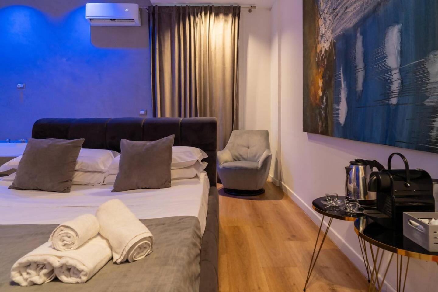 Casa de hóspedes Four Luxury